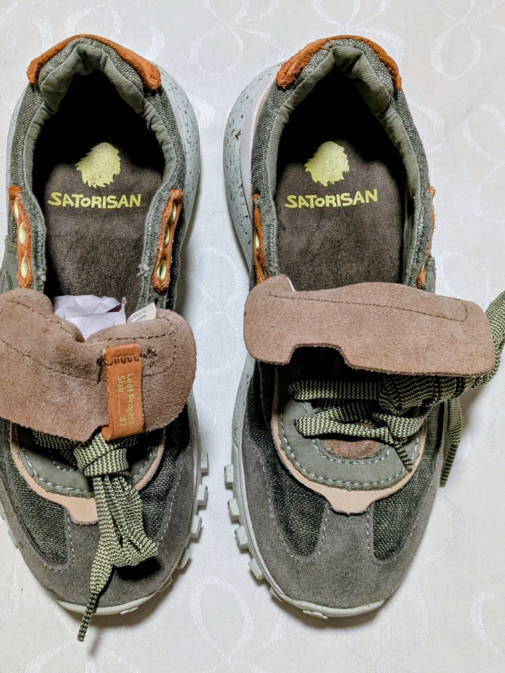 Satisoran Dharma Linen Sneakers
